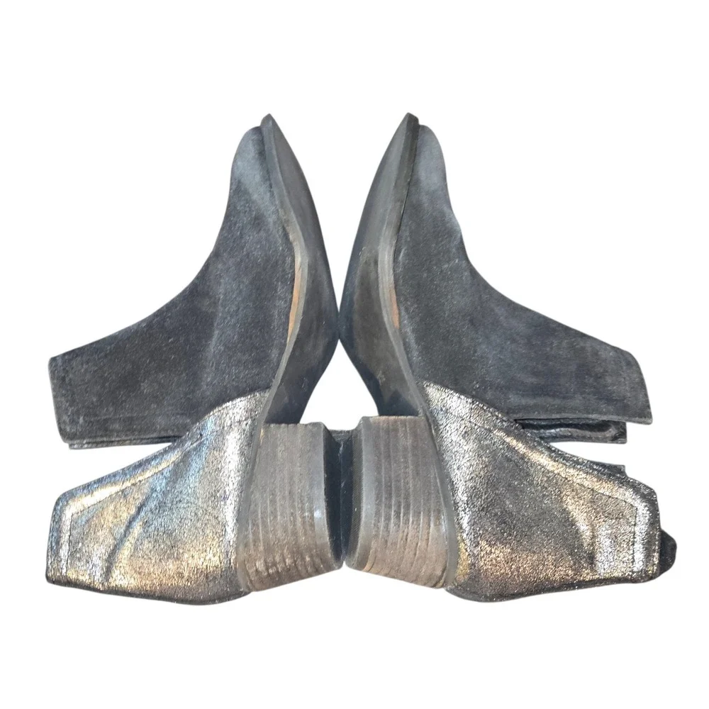 Diba True Stop By 54620 Booties Womens 7.5 Black Silver Metallic Suede Cutout